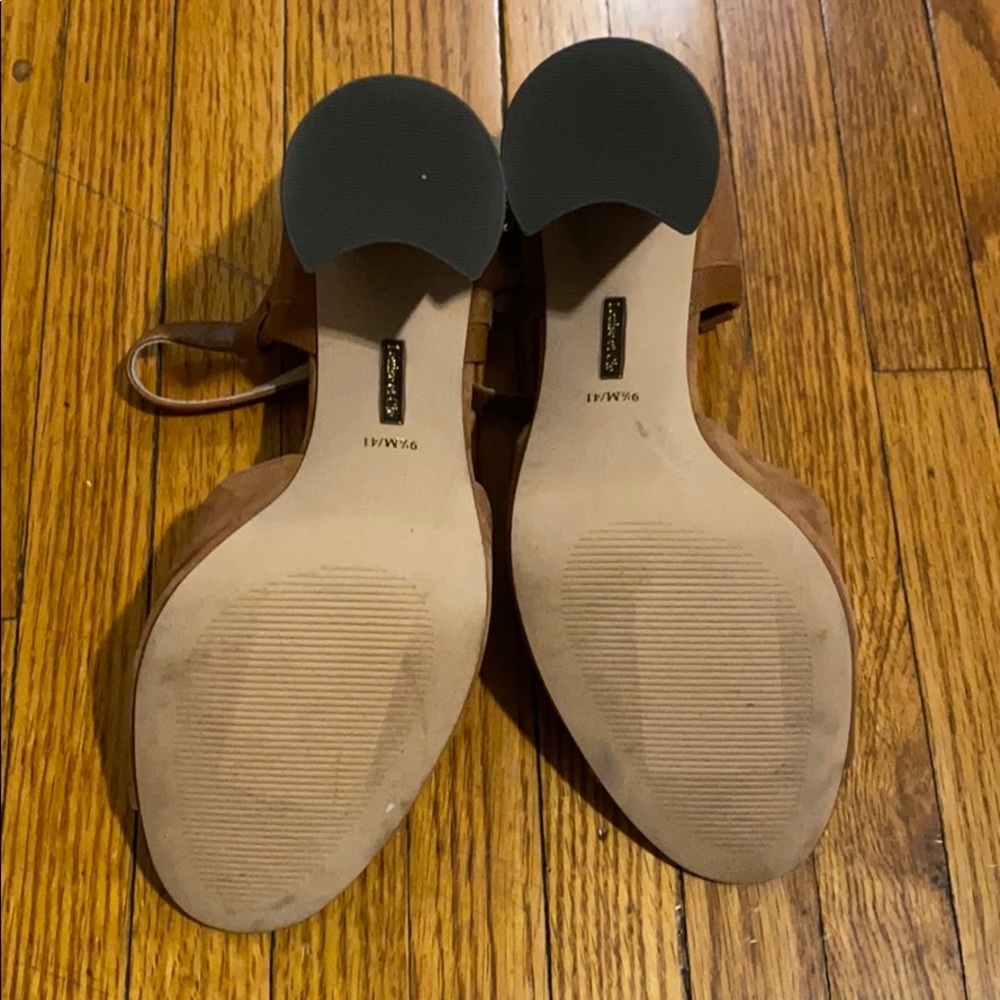 Louise Et Cie Two Toned Block Heels - Picture 3 of 7